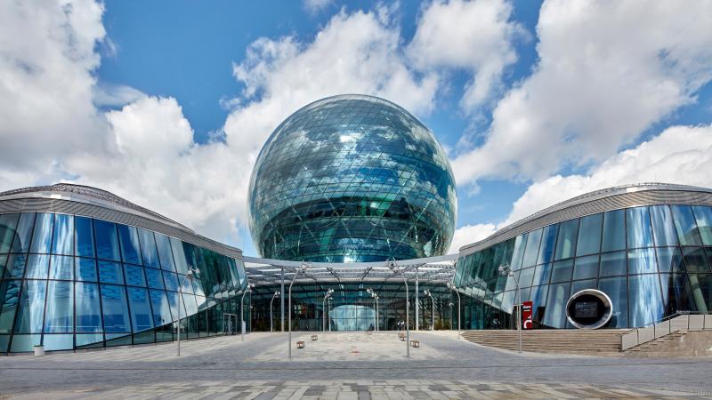 Десять сферических зданий со всего мира
